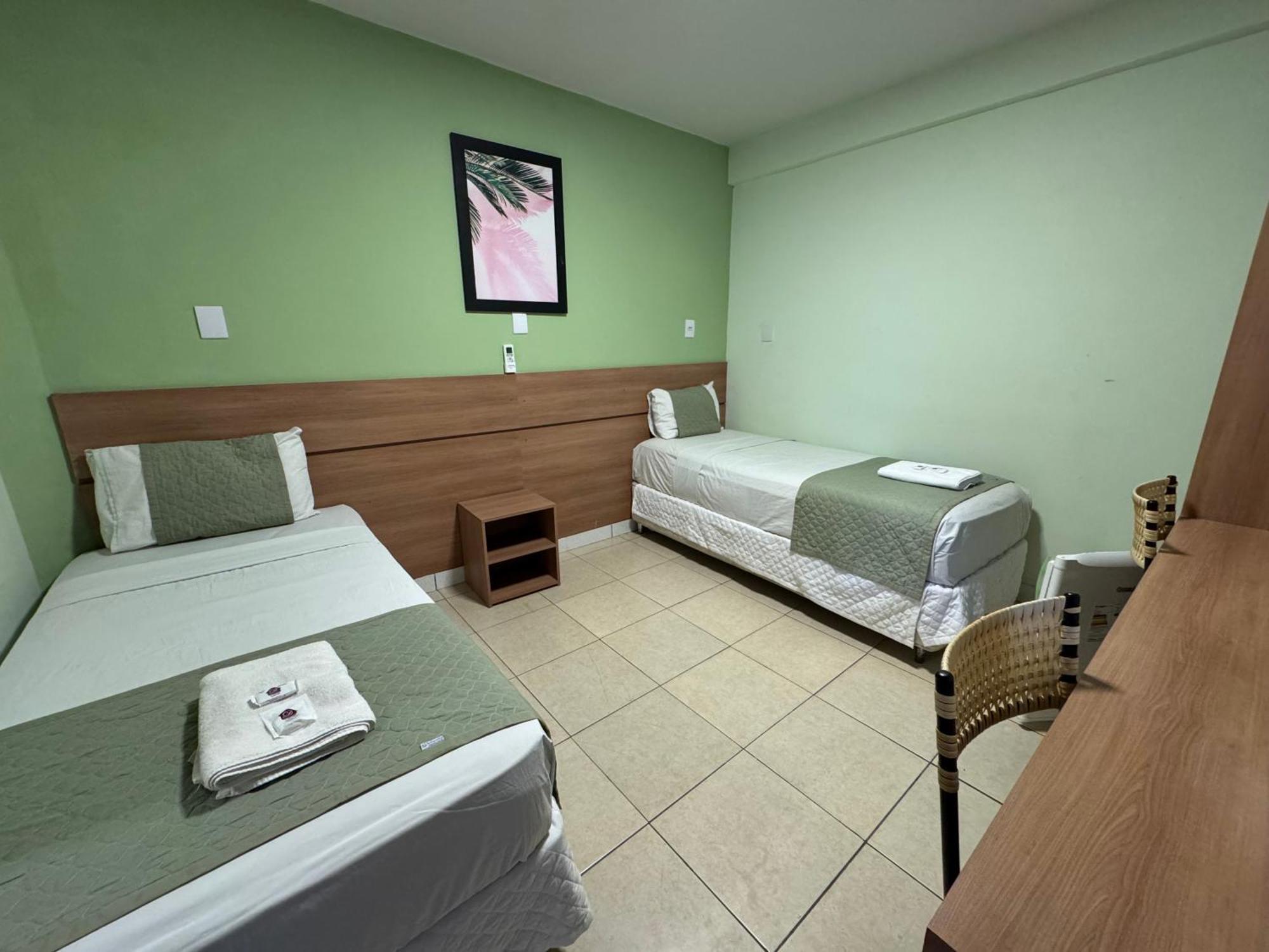 Domus Hotel Veneza Ipatinga Exterior photo